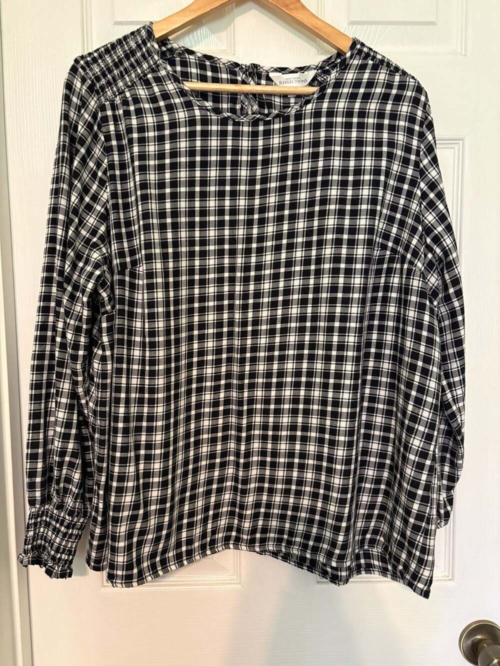 NWOT Northern Reflections Black & White Plaid Shirred Crewneck Button-Up Top, XL